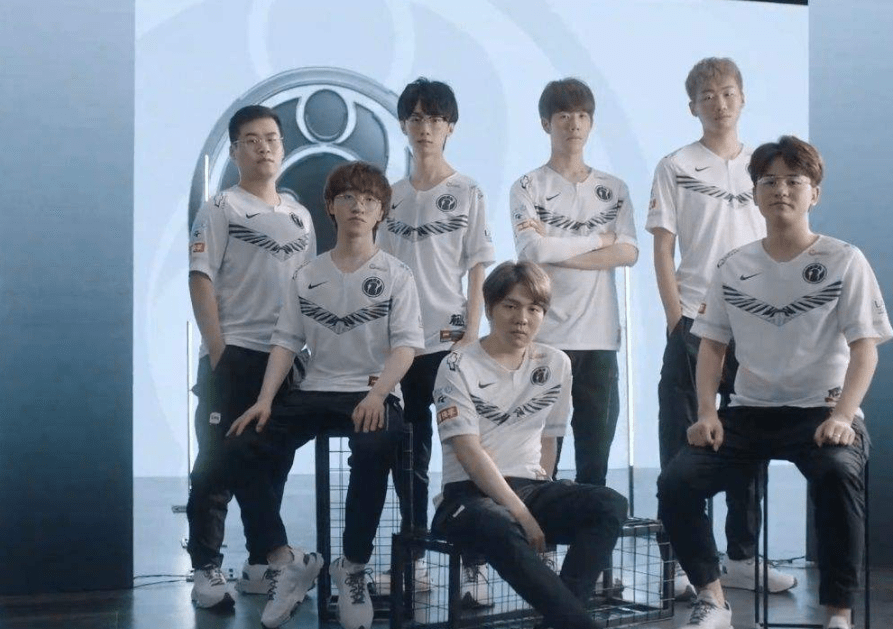 略布局来看 略布局来看