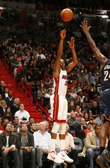 提升方面投 提升方面投