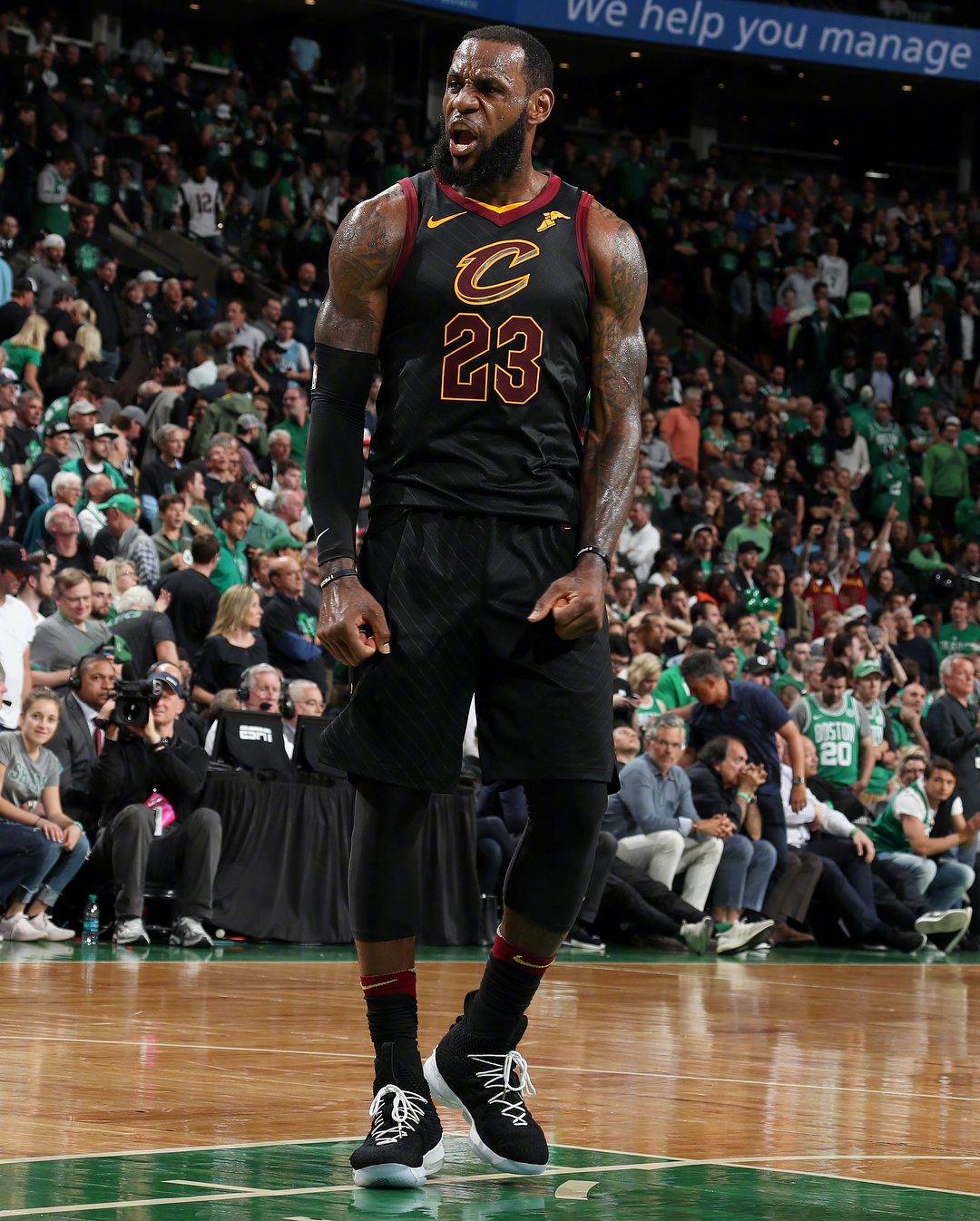 助跑步点一 助跑步点一